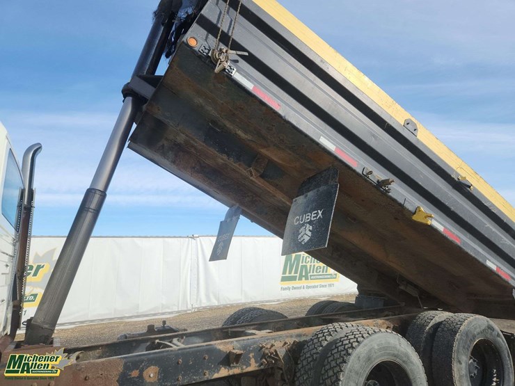 2006-international-workstar-7500-image-29