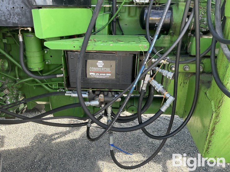 1990-john-deere-4555-image-11
