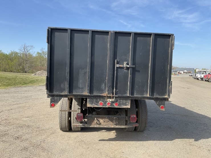 2012-ford-f750-image-6