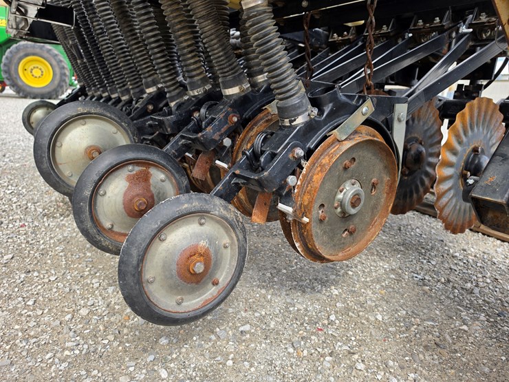 2015-truax-flxii-812-image-11