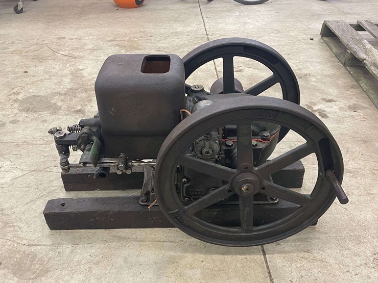 john-deere-11-image-4