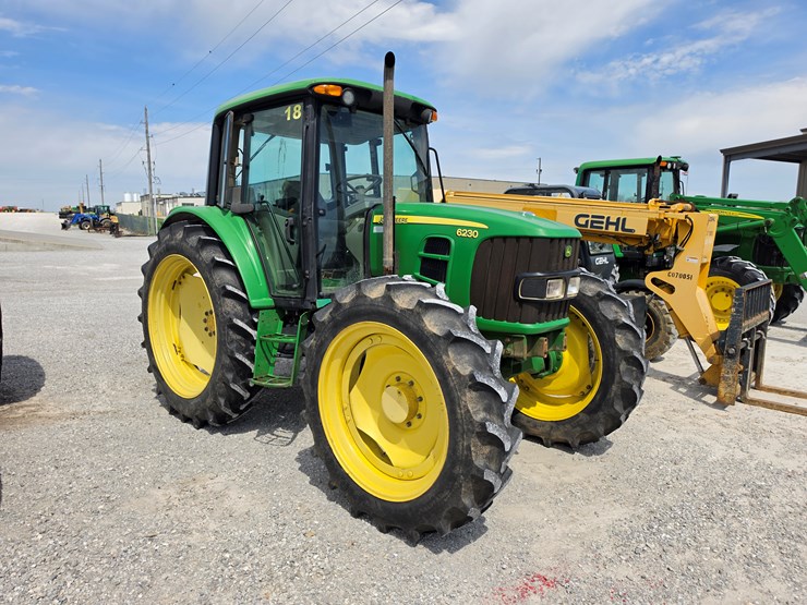 2010-john-deere-6230-image-1