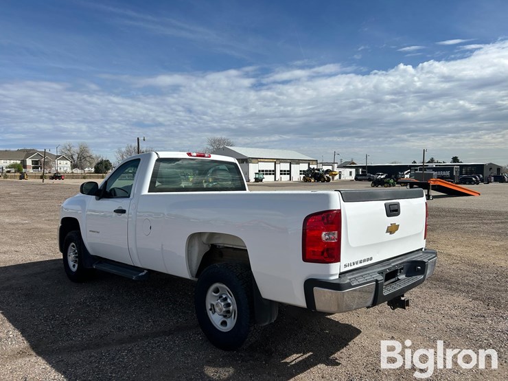 2010-chevrolet-silverado-2500-image-7