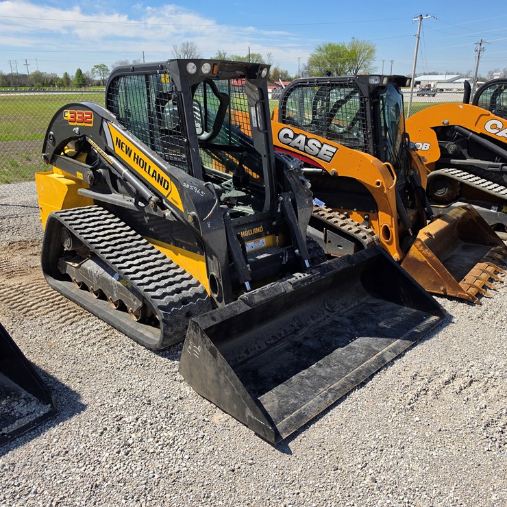 2022 NEW HOLLAND C332