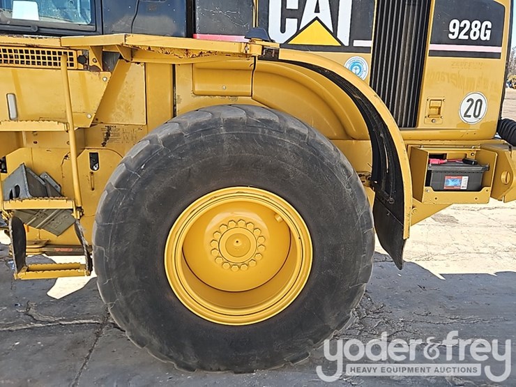 caterpillar-928g-image-19