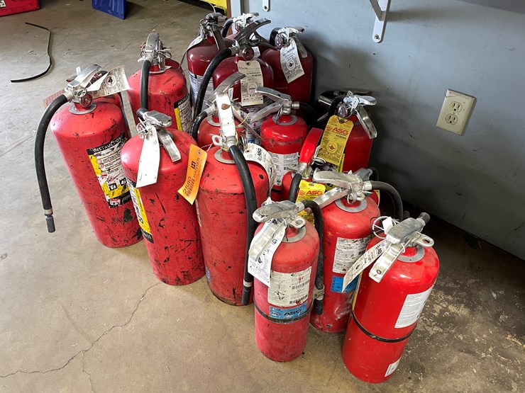 #2580-•-fire-extinguishers-(columbia-heights,-mn)-image-3