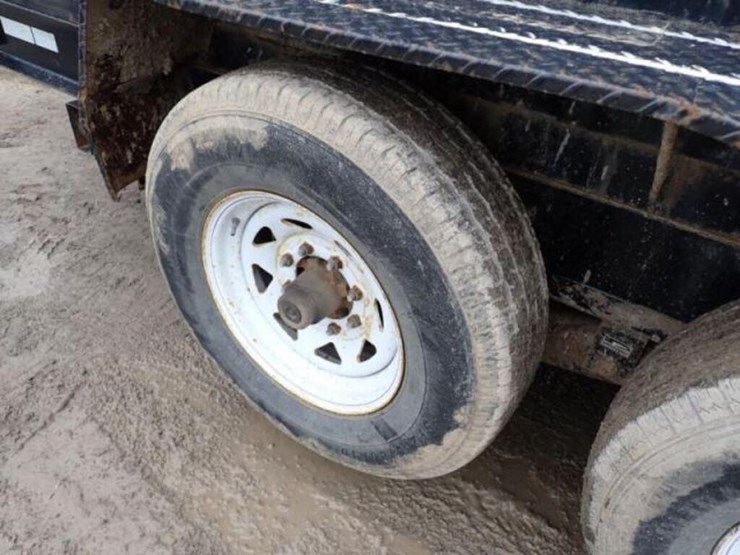 2017-miska-14-ft-tri/a-dump-trailer-image-17