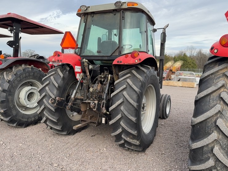 massey-ferguson-5435-image-8