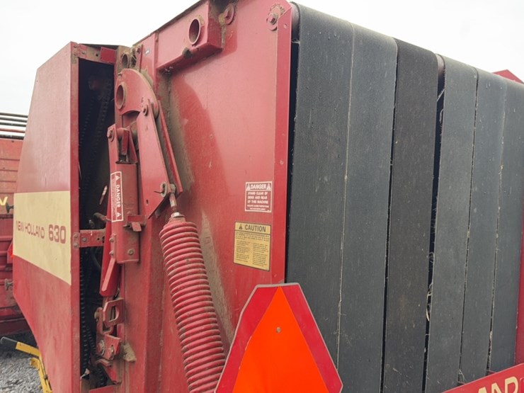 new-holland-630-image-7