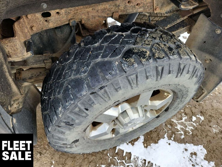 2016-gmc-sierra-3500hd-image-10