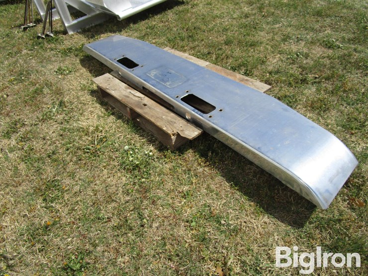 peterbilt-359-image-5