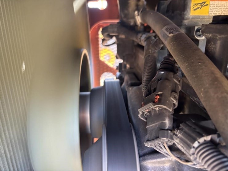 2014-jlg-8042-image-46