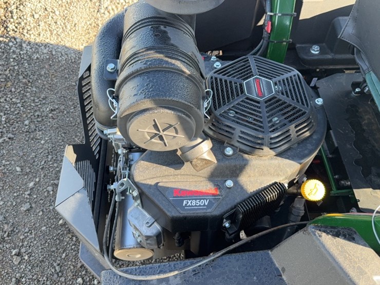 #4028-•-yakta-yxr-320-zero-turn-mower-image-9