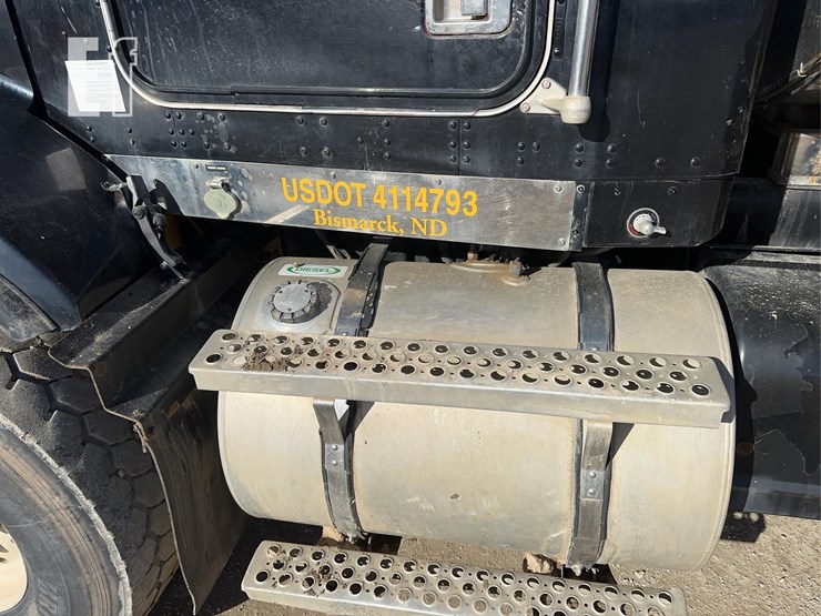 2002-kenworth-t800-image-30