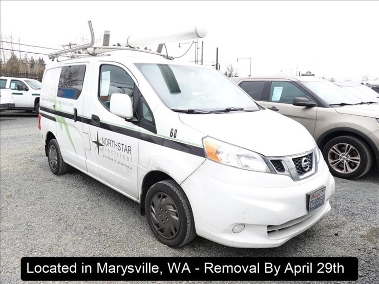 2014-nissan-nv200-image-10