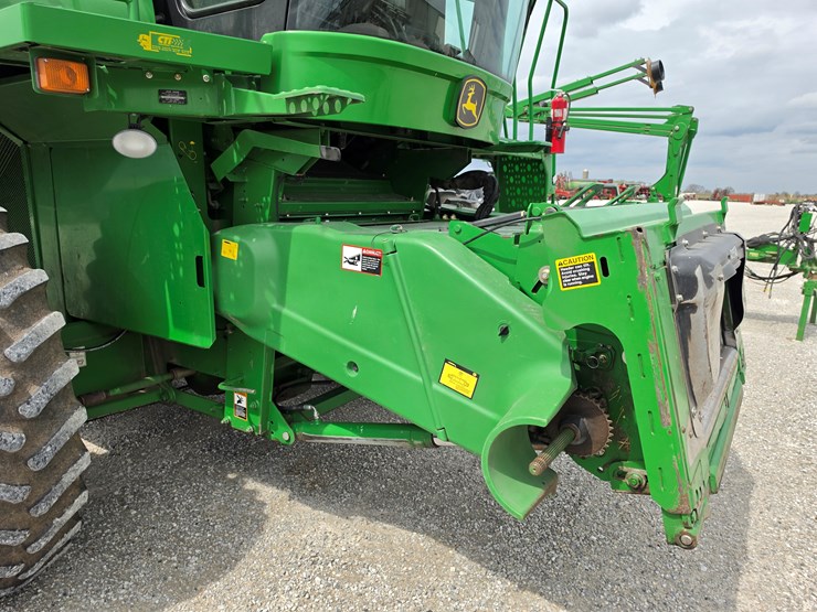 2010-john-deere-2010-image-23
