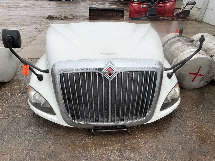 international-prostar-image-2