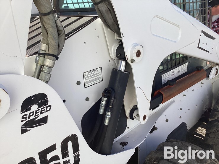 2007-bobcat-s250-image-15