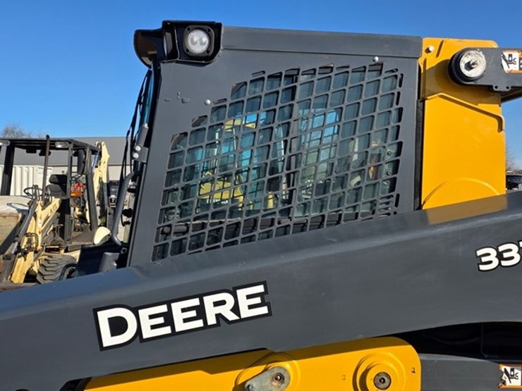 2023-deere-331g-image-29
