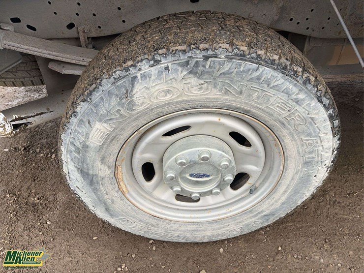 2011-ford-f250-image-12