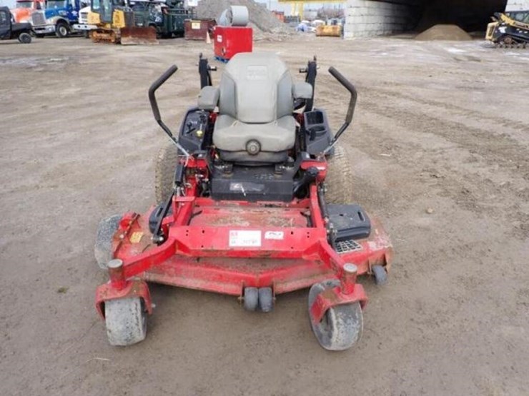 2017-toro-z-master-3000-series-zero-turn-mower-749-image-2