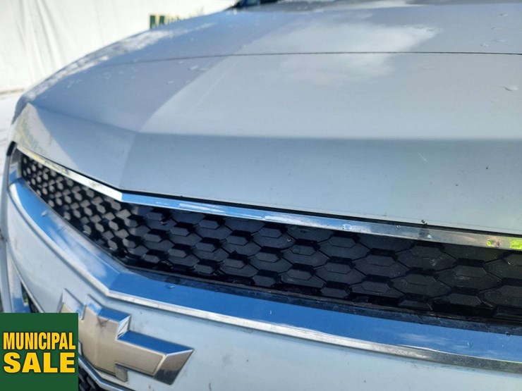 2015-chevrolet-equinox-lt-image-39