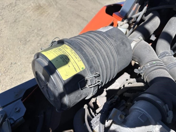 2017-toyota-8fgu30-image-33