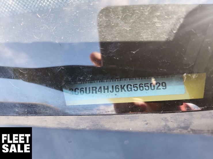 2019-dodge-2500-image-40