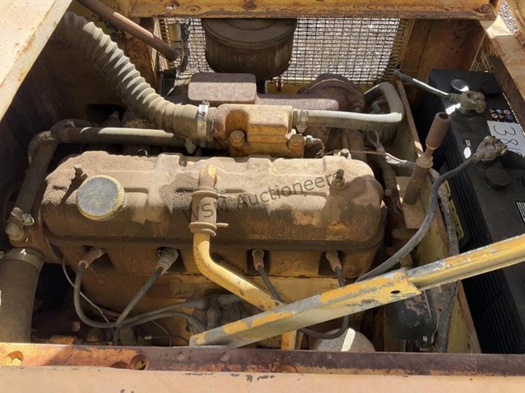 allis-chalmers-f40-24ps-image-11