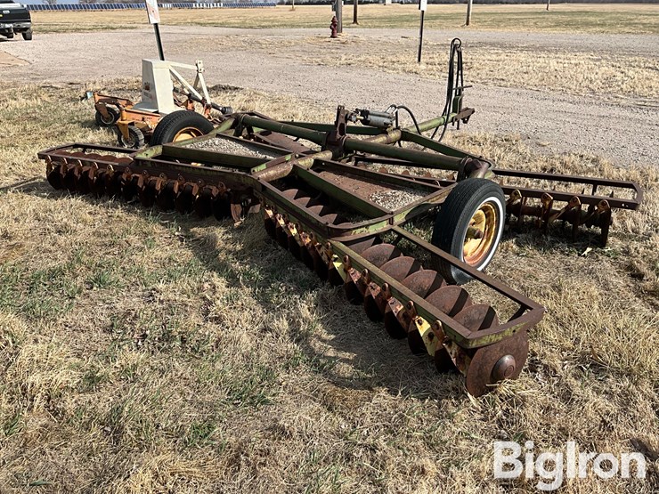 john-deere-15-image-5