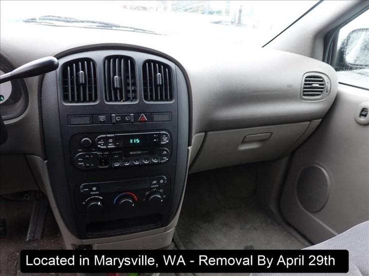 2002-dodge-caravan-image-4