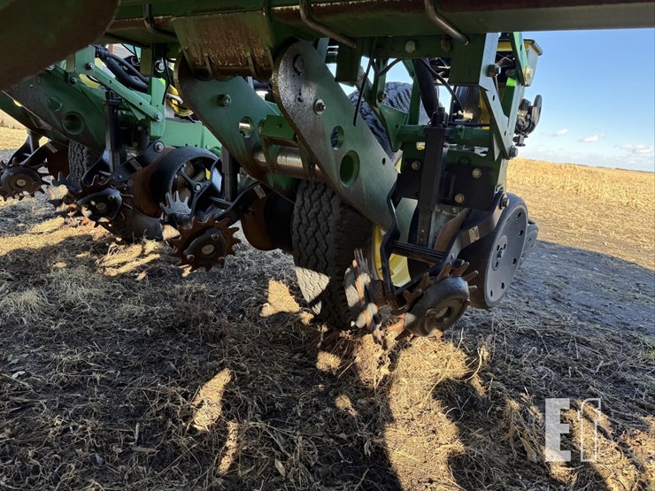 john-deere-1770-image-68