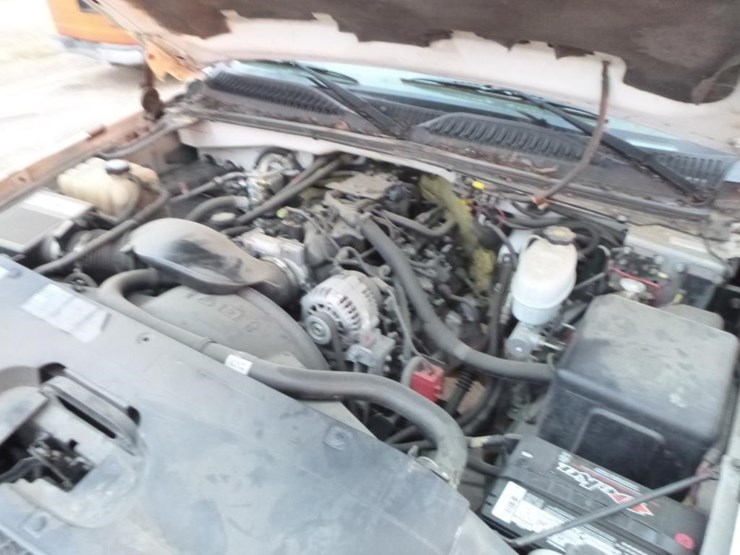 2003-chevrolet-2500-image-23