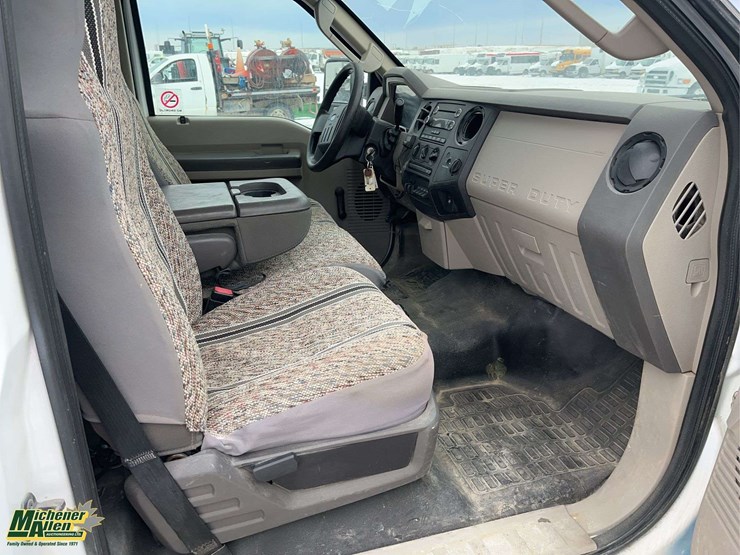 2009-ford-f250-image-16