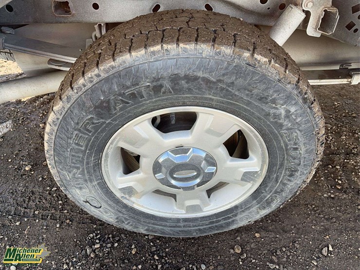 2014-ford-f150-image-12