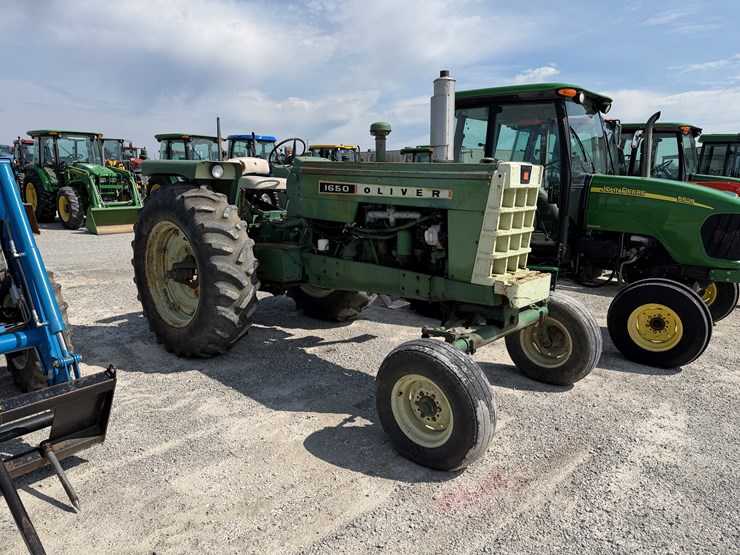 1964-oliver-1650-image-1