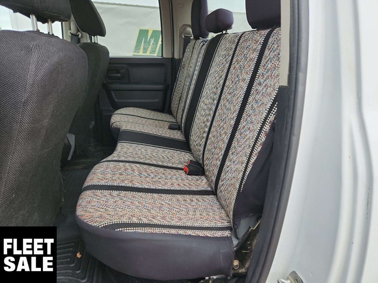 2013-dodge-1500-image-15