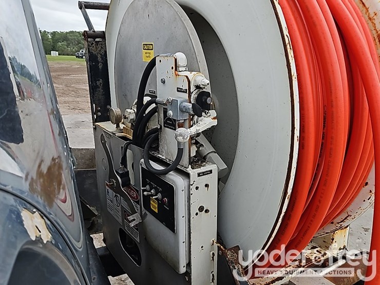 2004-international-7400-image-20