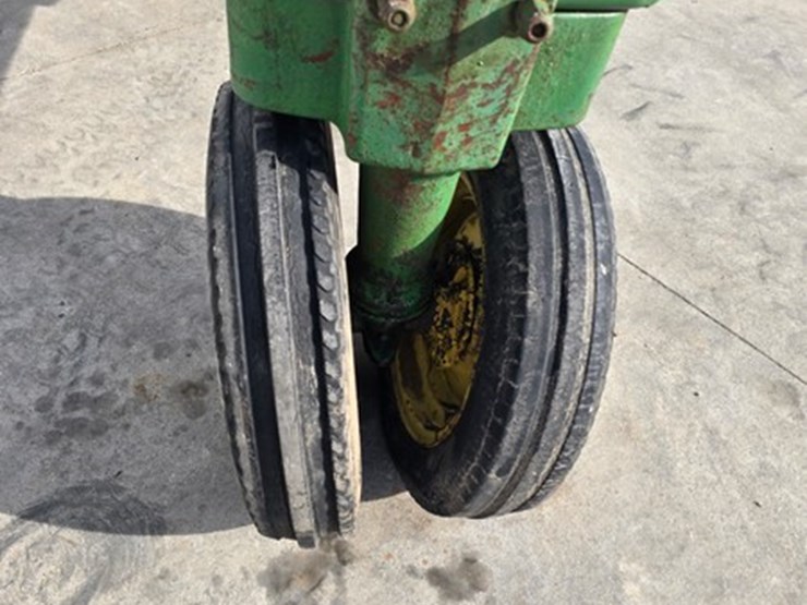 john-deere-model-a-image-12