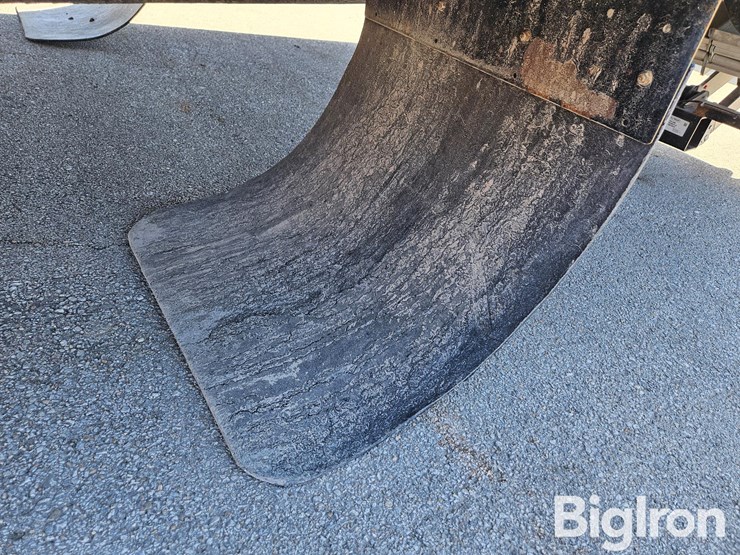 2022-massey-ferguson-730-image-18