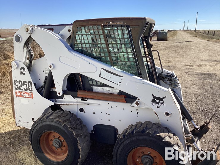 2007-bobcat-s250-image-4