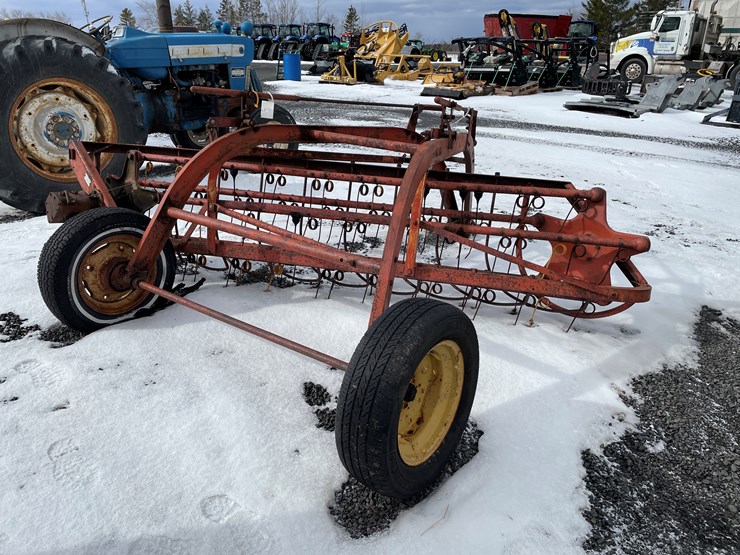 new-holland-55-image-4