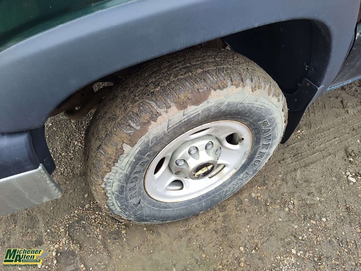 2003-chevrolet-silverado-2500-image-20