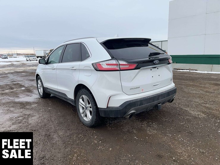 2019-ford-edge-sel-image-3