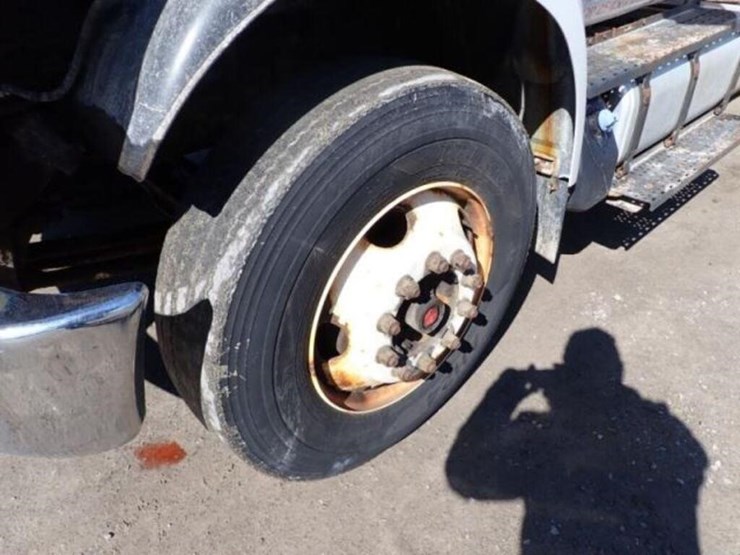 2016-ford-f750-image-34