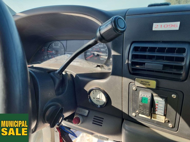 2005-ford-f550-image-19