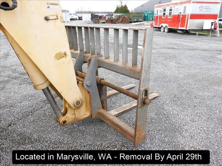 2006-gehl-dl10h44-image-24