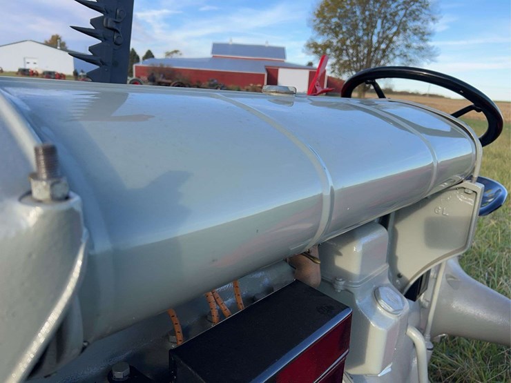 1922-fordson-tractor-image-12