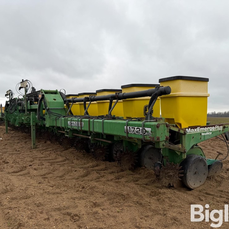 JOHN DEERE 1720