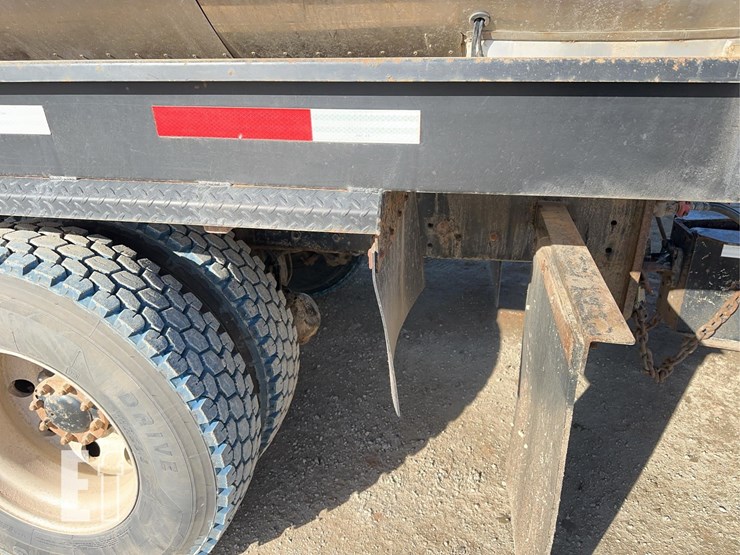 2002-kenworth-t800-image-41